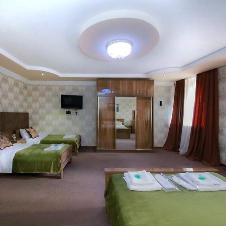 Royal Hotel Tbilisi ภายนอก รูปภาพ