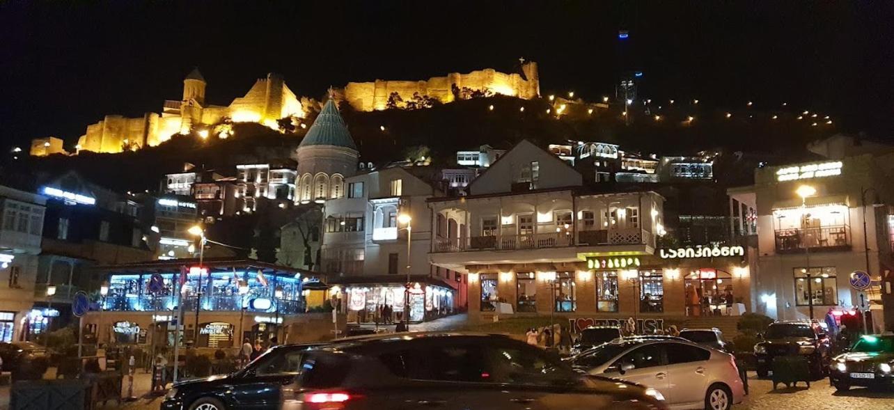 Royal Hotel Tbilisi ภายนอก รูปภาพ