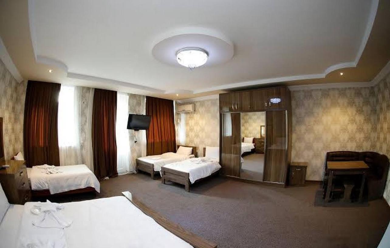 Royal Hotel Tbilisi ภายนอก รูปภาพ