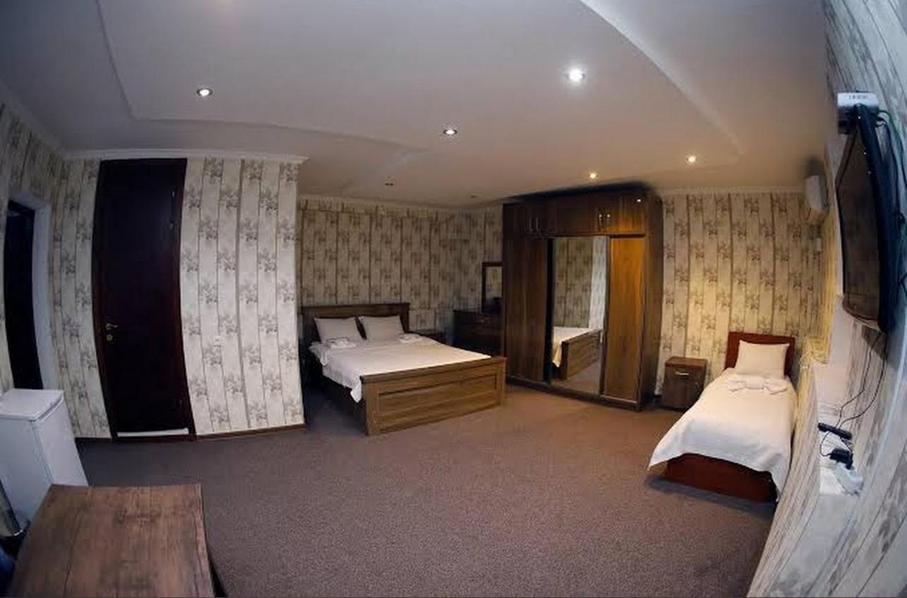 Royal Hotel Tbilisi ภายนอก รูปภาพ