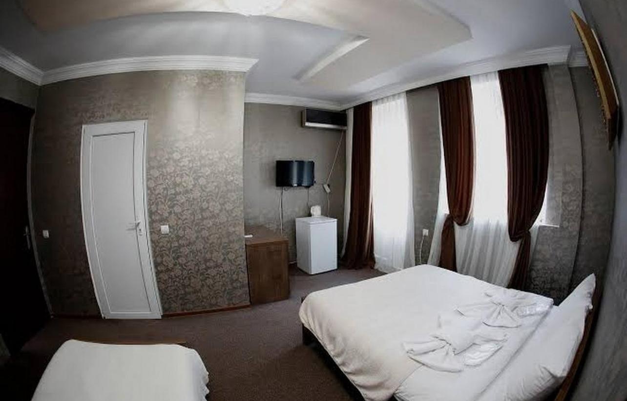Royal Hotel Tbilisi ภายนอก รูปภาพ