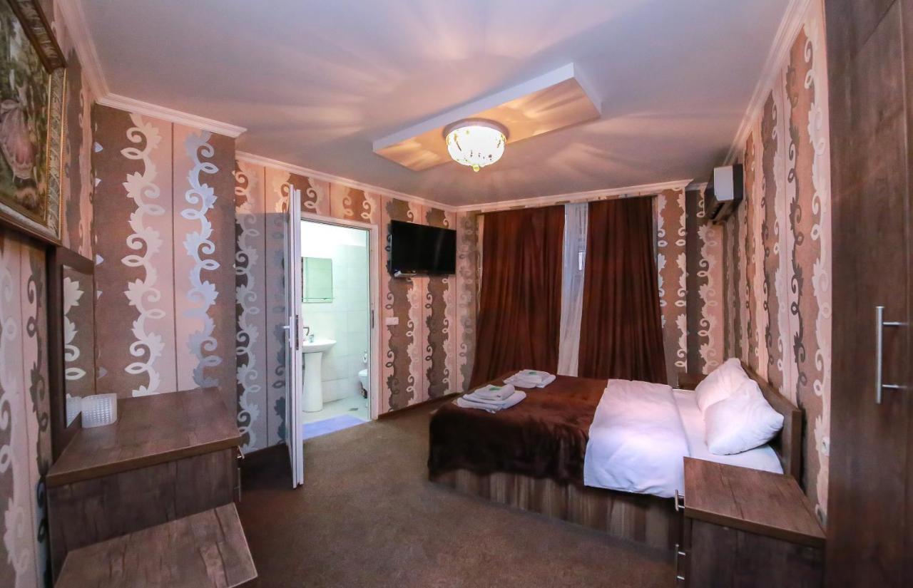 Royal Hotel Tbilisi ภายนอก รูปภาพ