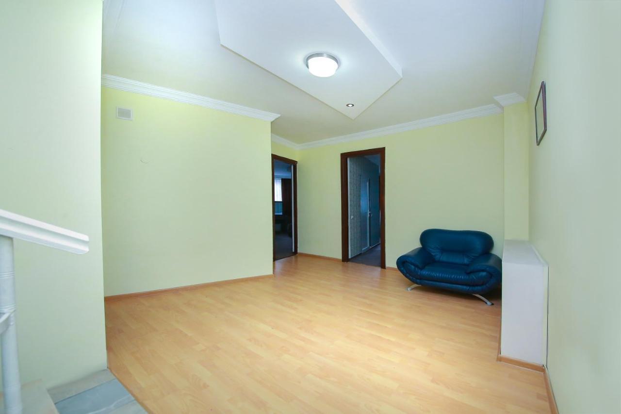 Royal Hotel Tbilisi ภายนอก รูปภาพ
