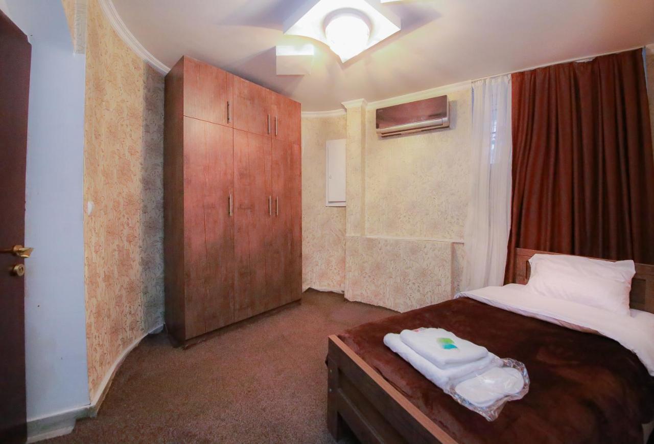 Royal Hotel Tbilisi ภายนอก รูปภาพ